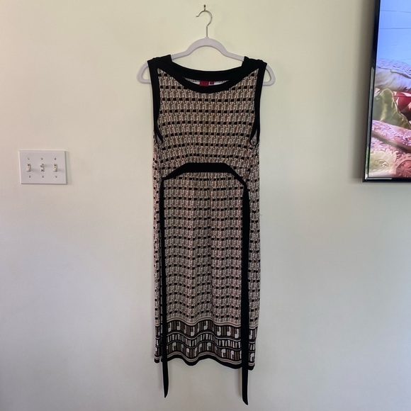 212 Collection Dress - Picture 5 of 12